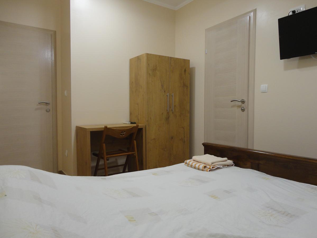 Bed and Breakfast Prenociste "Magnus" Slavonski Brod Exterior foto