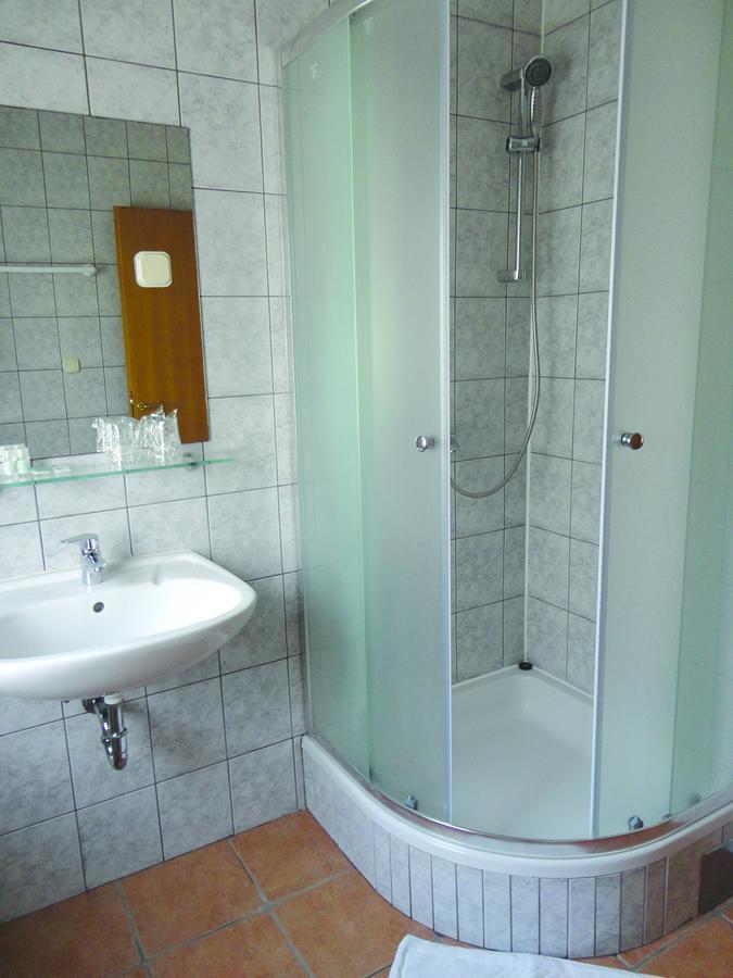 Bed and Breakfast Prenociste "Magnus" Slavonski Brod Exterior foto