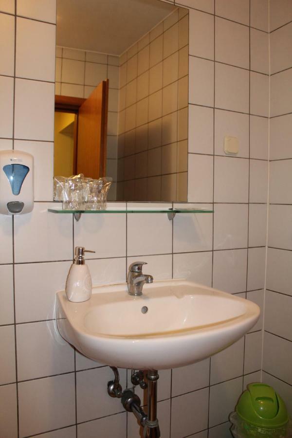 Bed and Breakfast Prenociste "Magnus" Slavonski Brod Exterior foto